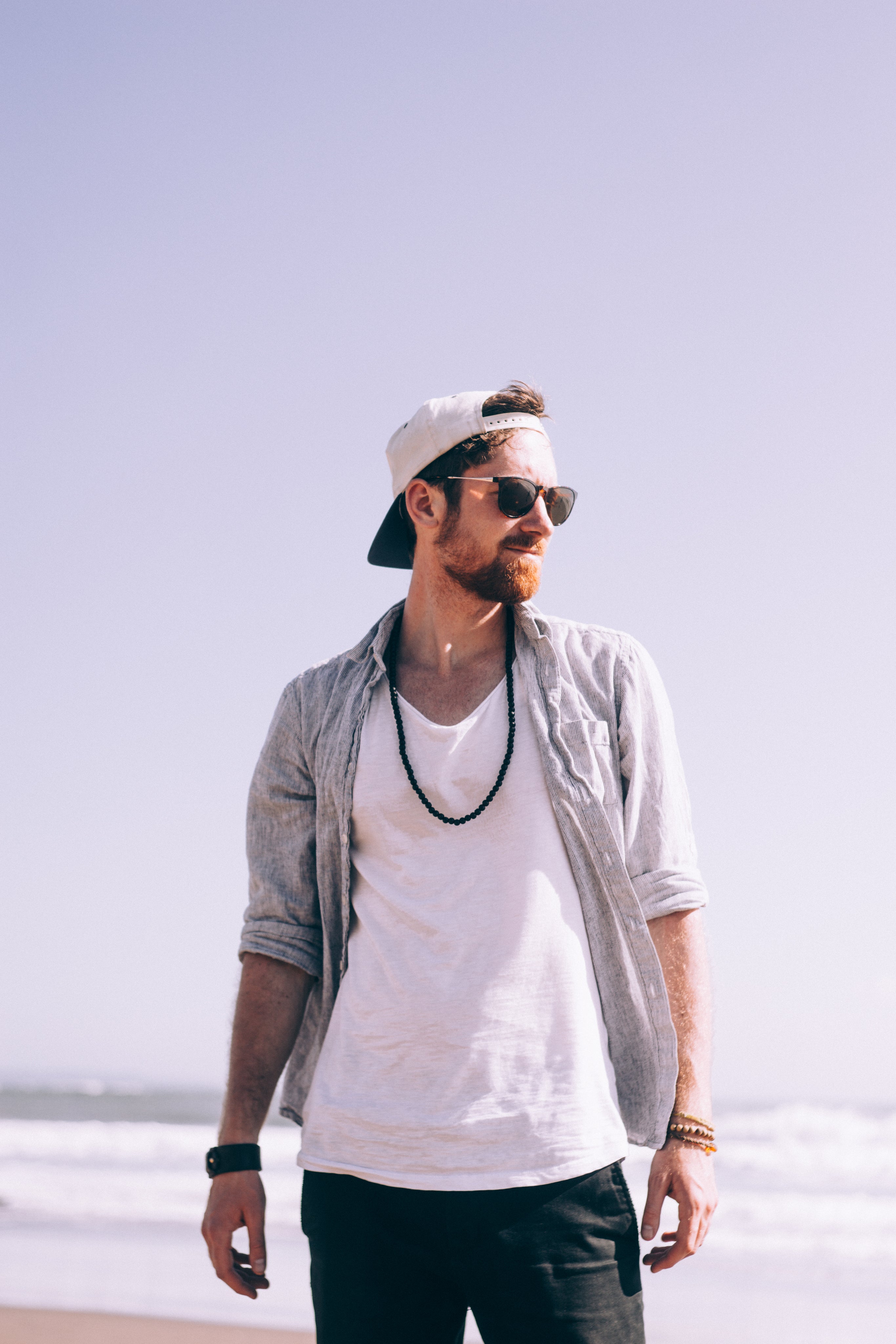 files/casually-dressed-man-at-the-beach.jpg